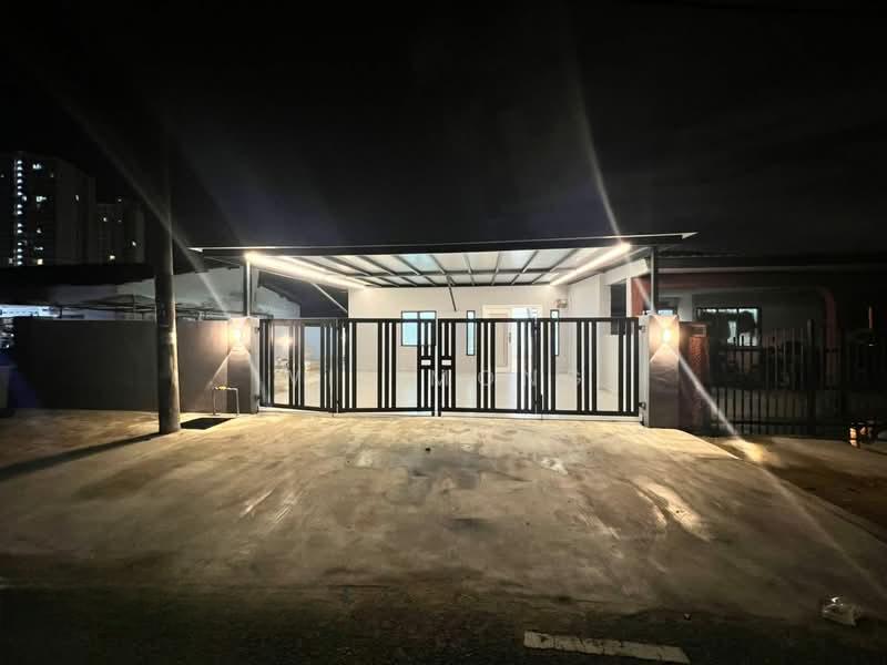 Johor Bahru Taman Bunga Ros - 1