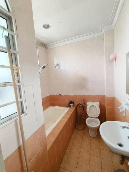 Partially Furnished 2 Sty Semi D Kemuning Greenhills Kota Kemuning - 4