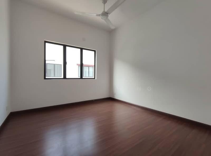 Bandar Setia Alam: Conicus - 5