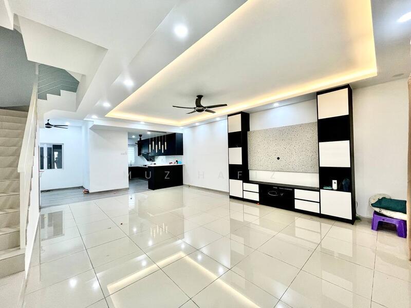 Fully Renovated 3 Storey Azalea BRP Sungai Buloh - 3