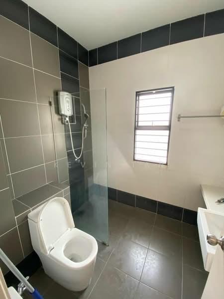 2-storey Terrace House at Lakeside Residences - 3