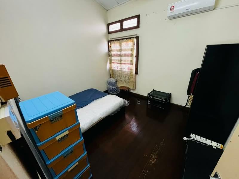 Taman Ipoh Grove - 4