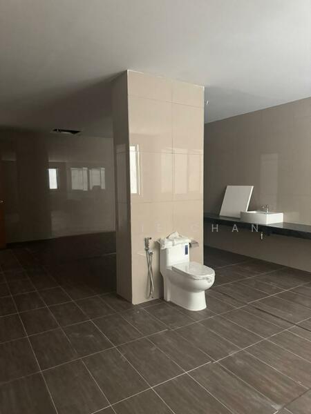 Empire Residence - 4
