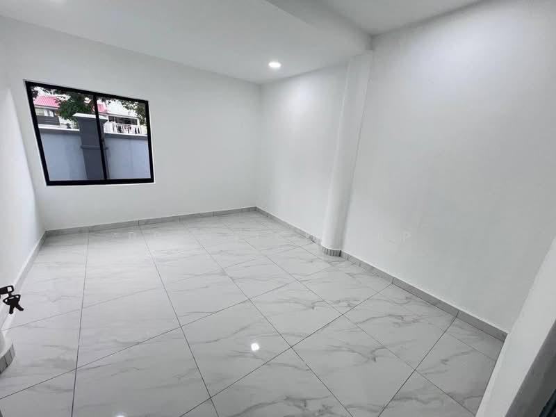 Taman Bukit Indah Jalan Indah 5/20 - 2