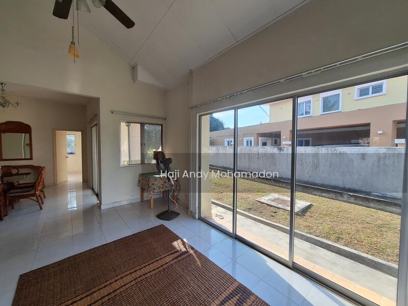 Taman Pantai Sepang Putra - 5