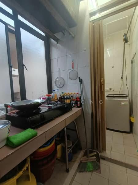 Flat Taman Ungku Tun Aminah - 3