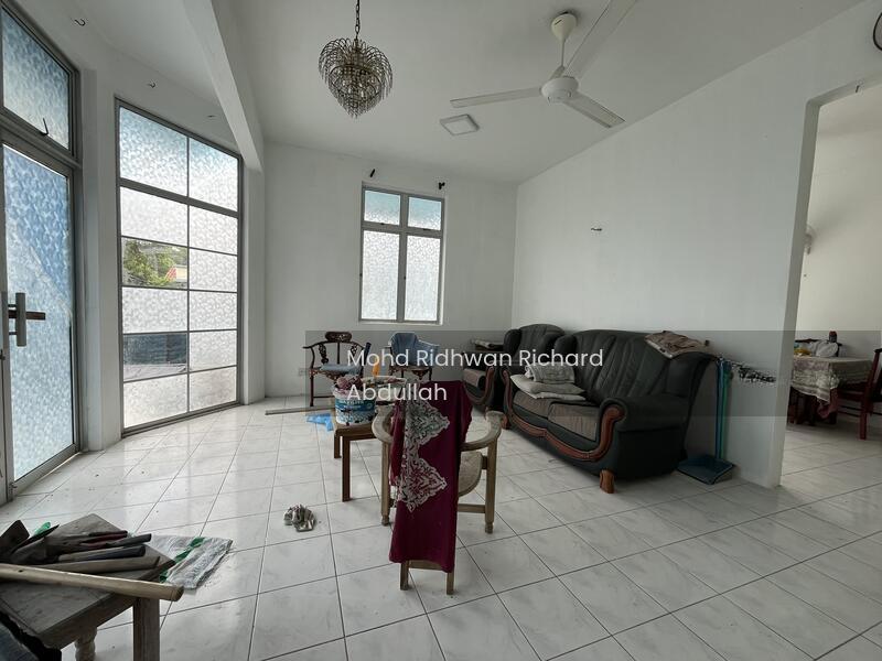 Taman Dahlia (Bandar Baru Salak Tinggi) - 4