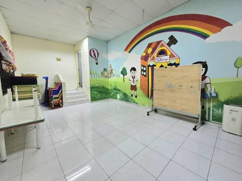 Taman Mount Austin - 5