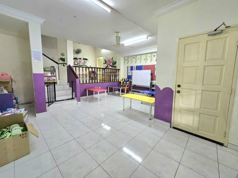 Taman Mount Austin - 2