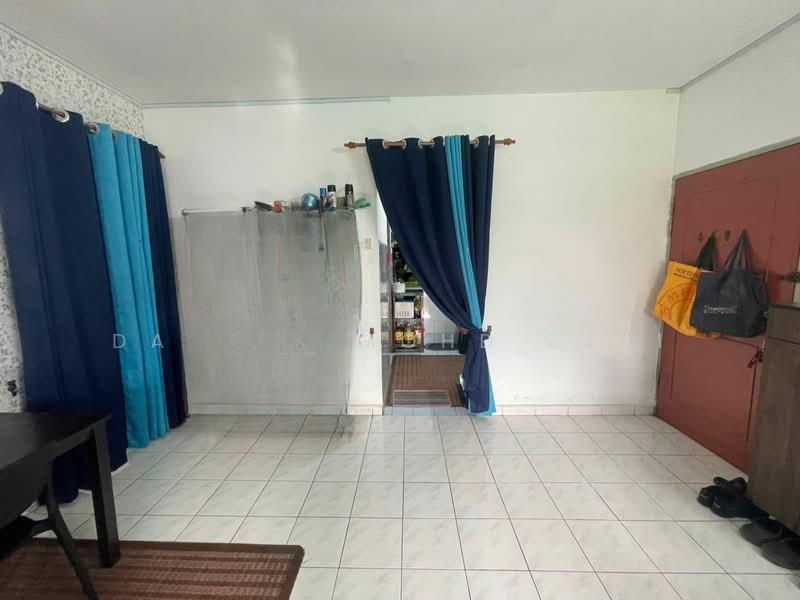 Idaman Apartment - 5