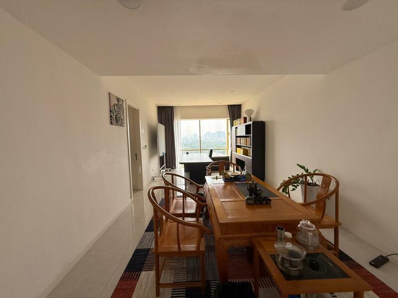 Residensi R8 - 2