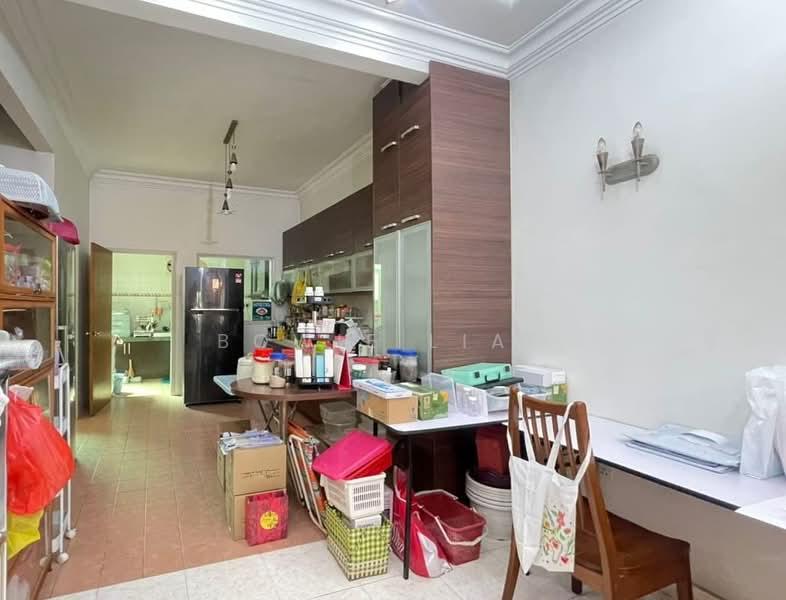 Taman Tasik Indah - 4