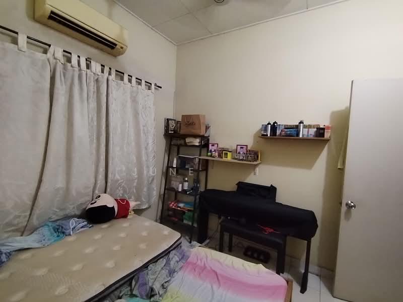 Taman Puchong Tekali - 2