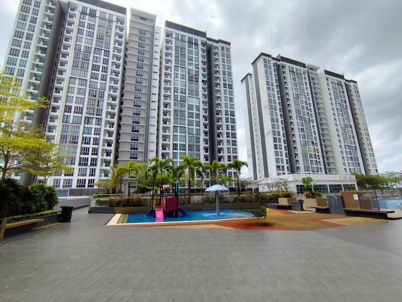 Meridin Bayvue Serviced Apartment - 1