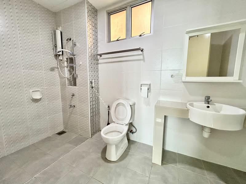 Austin Suites (Permata Austin) - 2