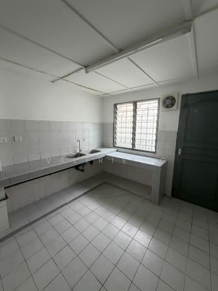 Sri Damansara - 5