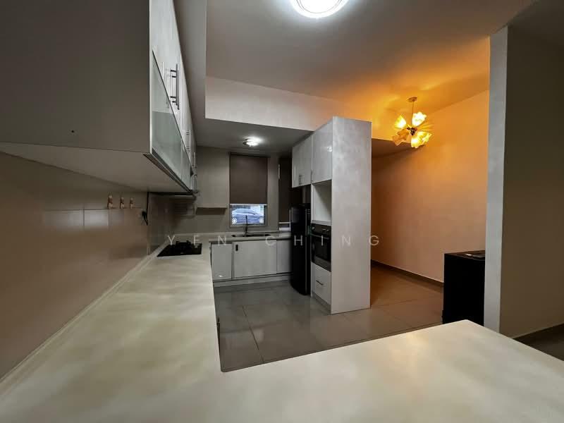 Clarita Tower @ Eco Sky - 3