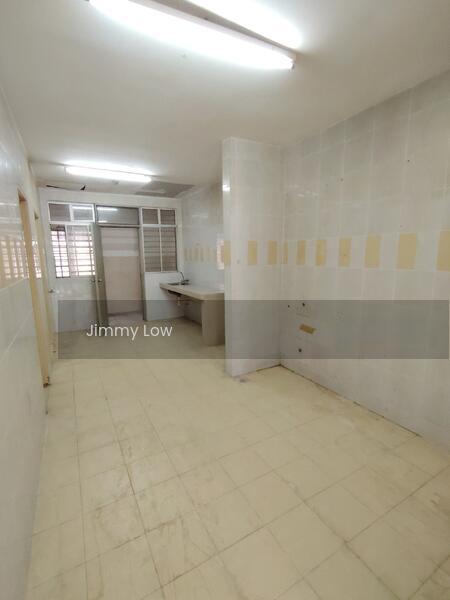 Taman Damai Utama, Bandar Kinrara, Jalan DU - 5