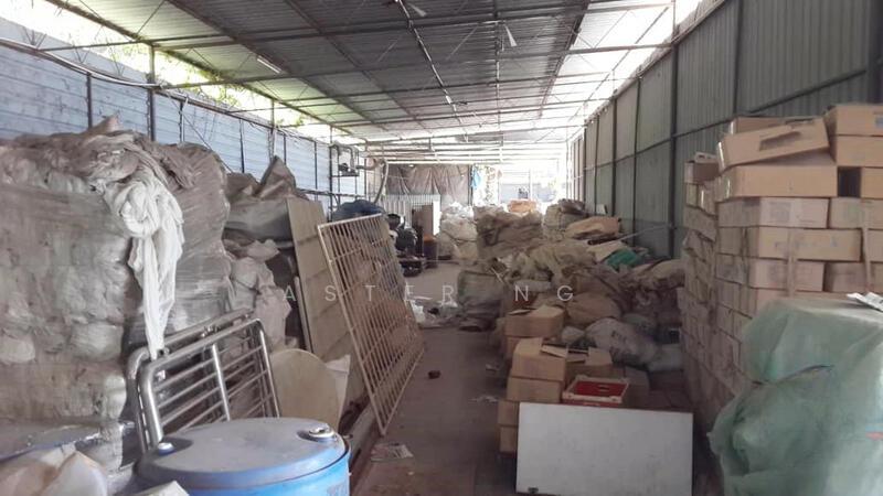 (1st Grade Land)Factory with 2 Storey Office For Sale at Simpang Ampat - 5