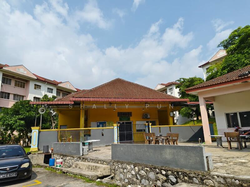 Sri Dahlia - 4