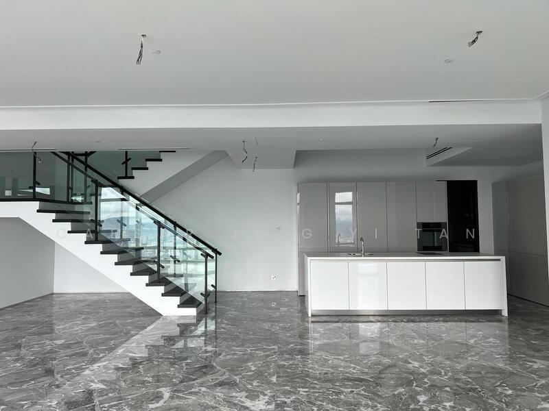 Four Seasons Place - 5