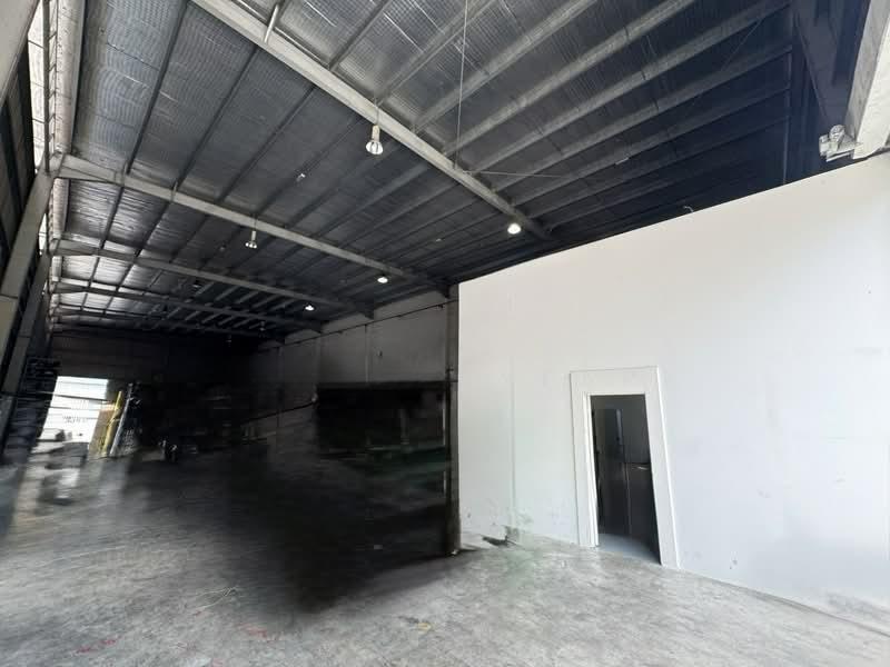 Desa Plentong Industrial Park - 1