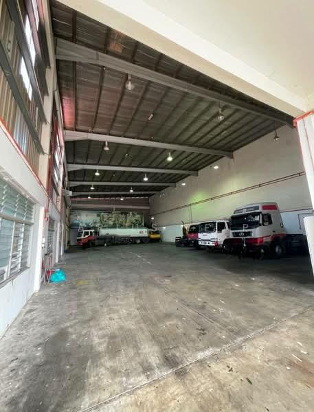 Desa Plentong Industrial Park - 4