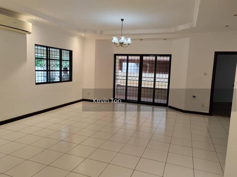 Well Maintained Semi Detached House for Sale - 4
