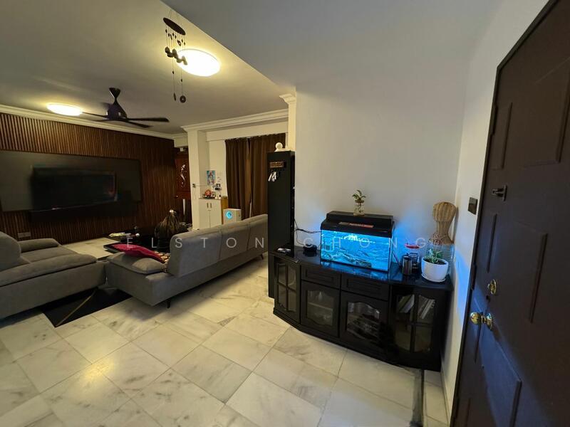 Aloha Tower Condominium - 3