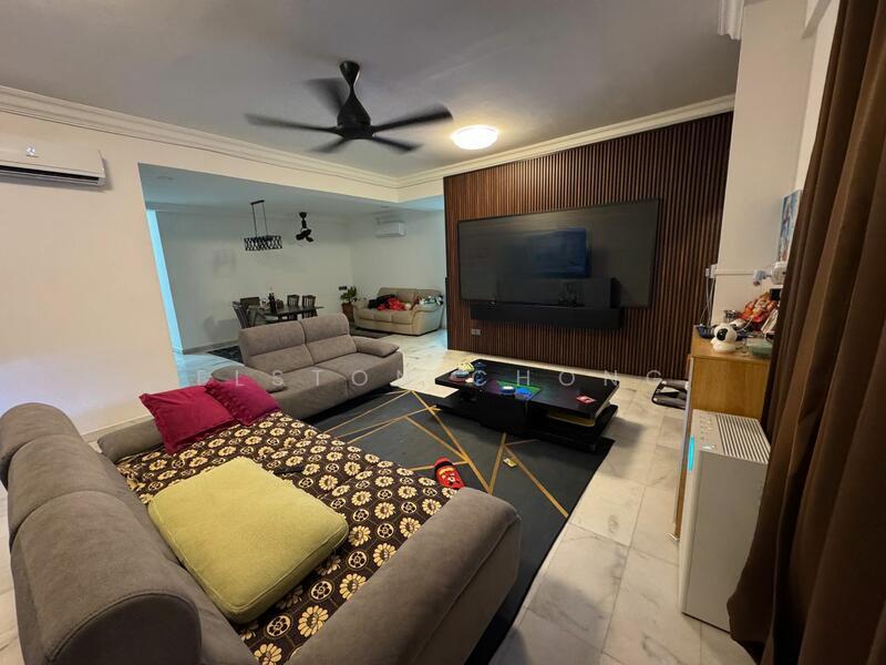 Aloha Tower Condominium - 1