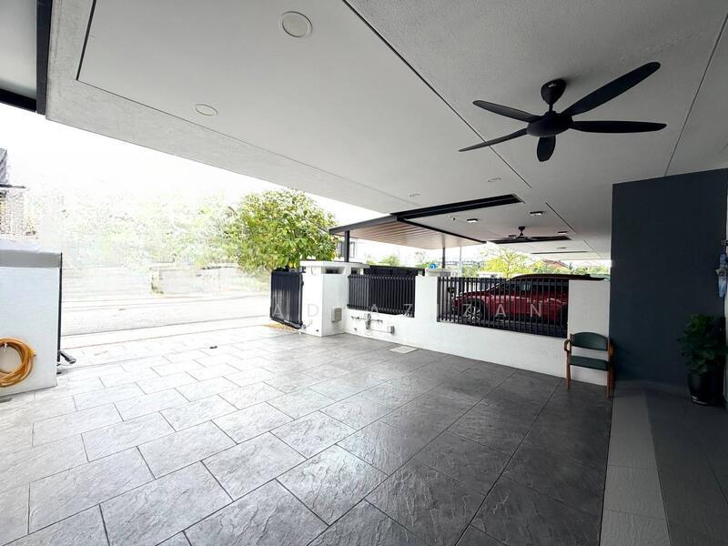 Elmina Green Three - 5