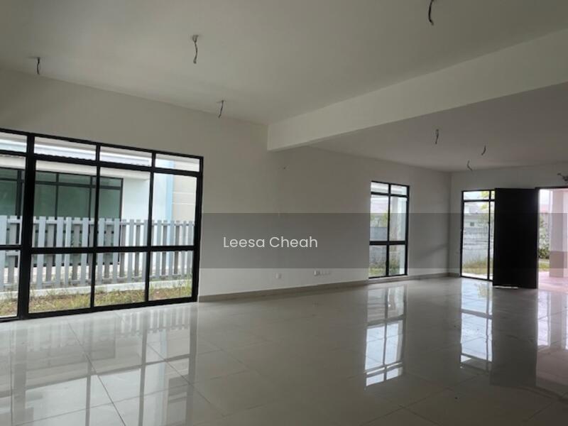 Nusa Cinta Setia Fontaines - 3