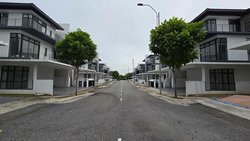 3 STOREY SEMI-D SENNA RESIDENCE PRESINT 12 PUTRAJAYA - 2