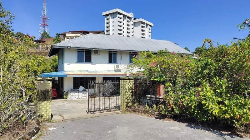 Batu lintang double storey detached house - 1