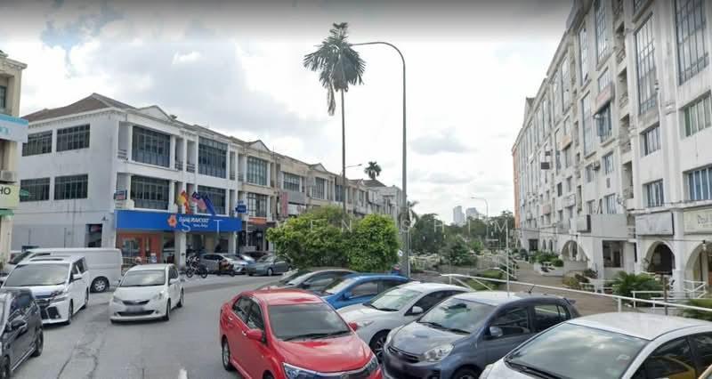 Taipan Business Centre - 3