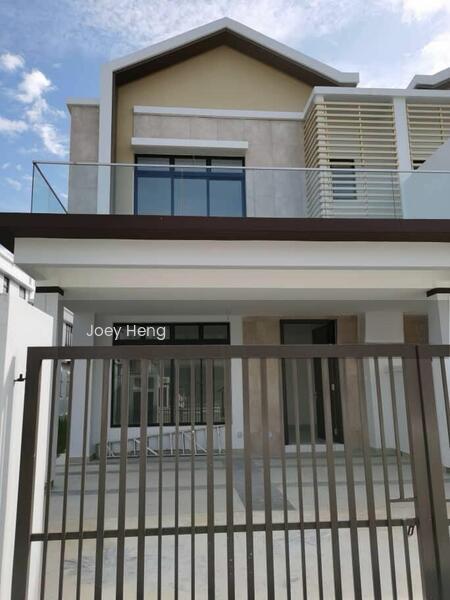 Seremban Corner Lot!! Below 600K Only For Bumi!! - 1