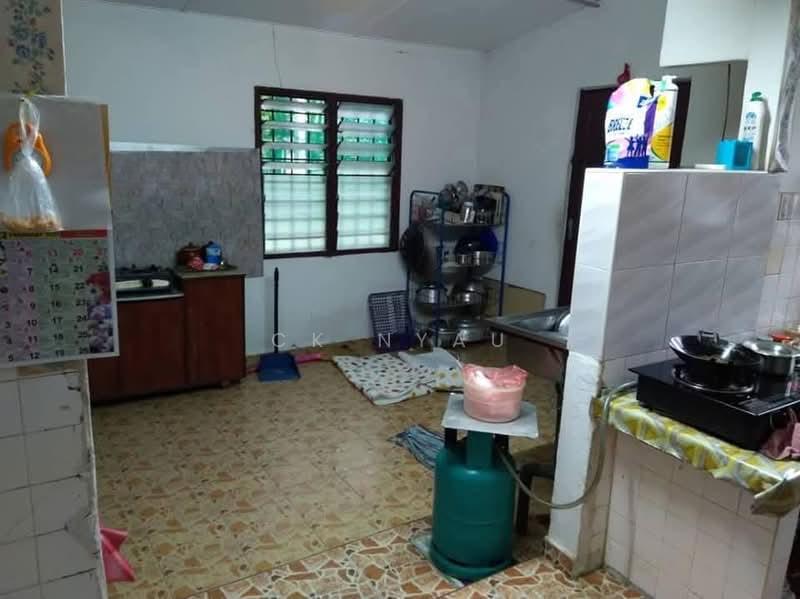 Ipoh sppk renovated extended single storey semi-d house for sale - 4