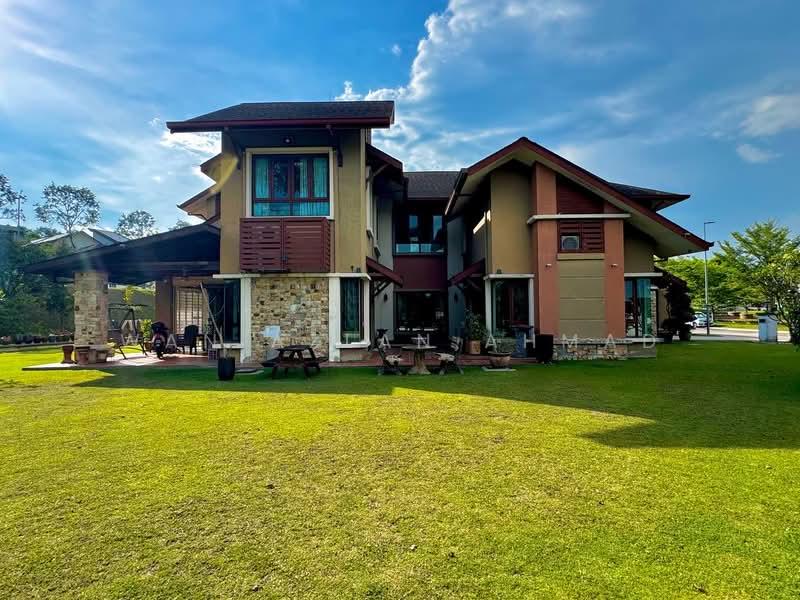 D’Puncak Bukit Jelutong - 4