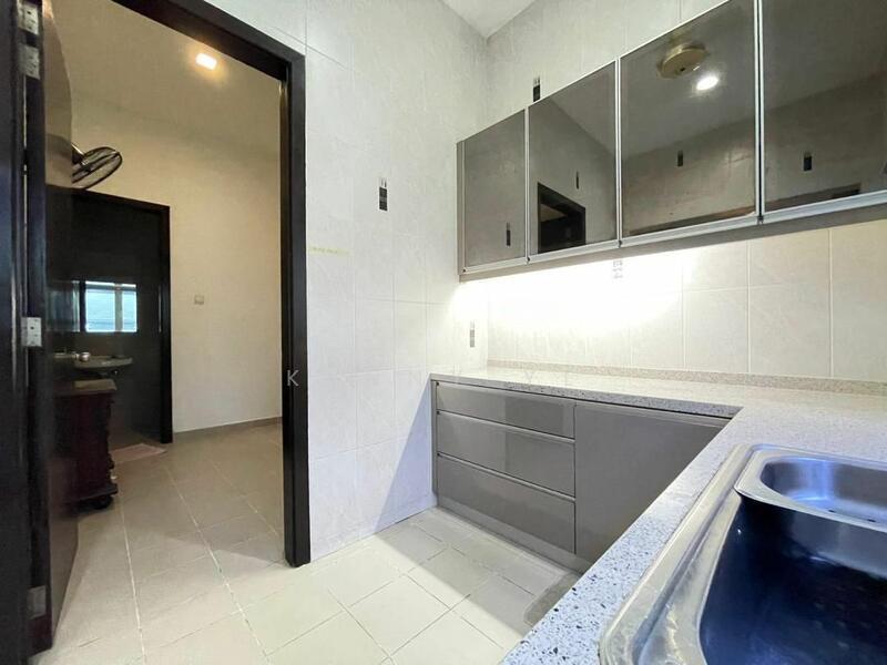 The Residence - 4