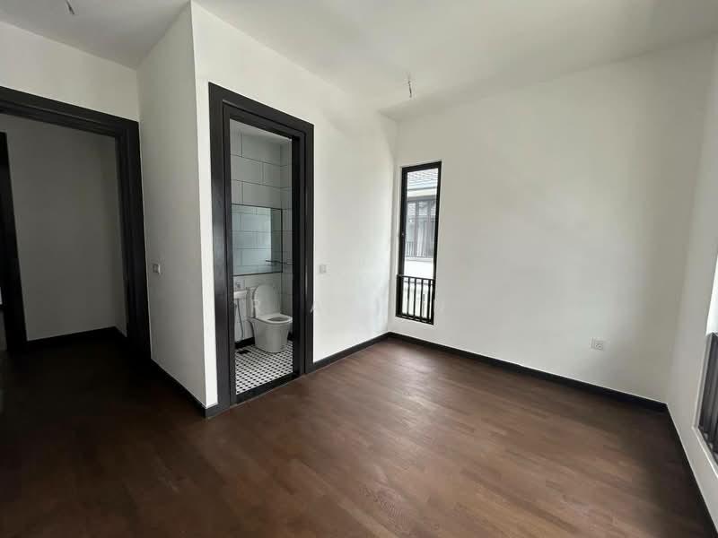 City of Elmina : Hevea - 4