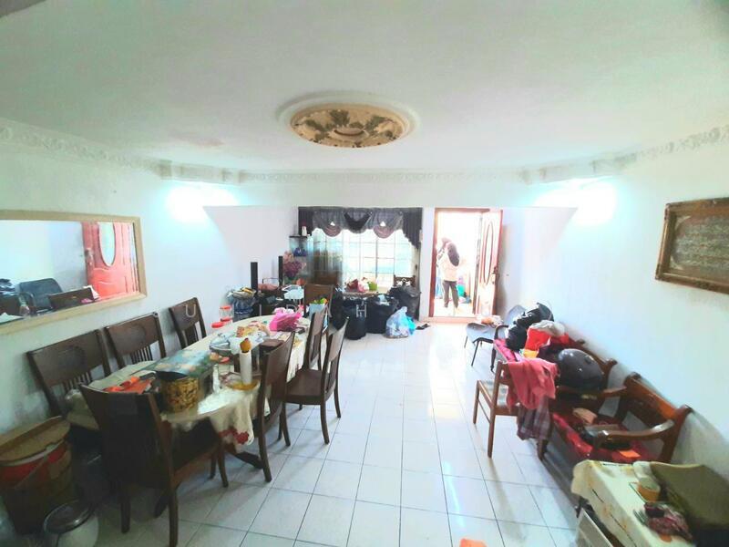 Taman Putra - 4