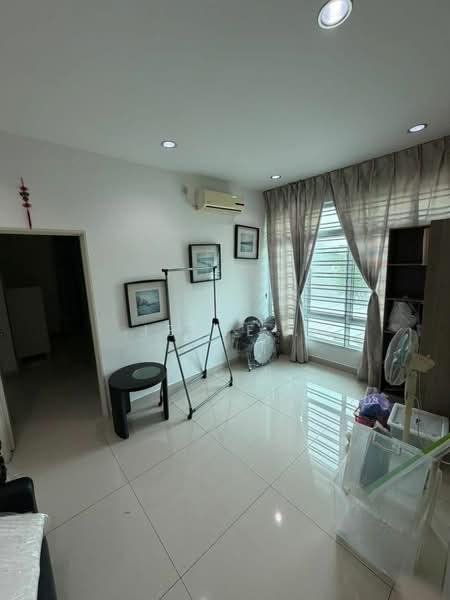 Kempas Heights - 4