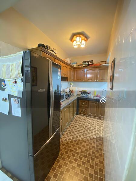 Plaza Sinar Apartment - 3