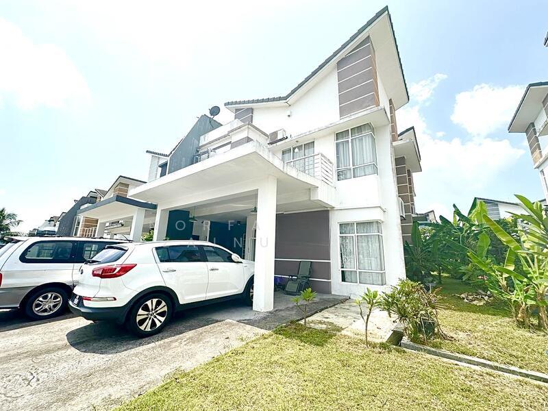 Greenhill Residence - 1