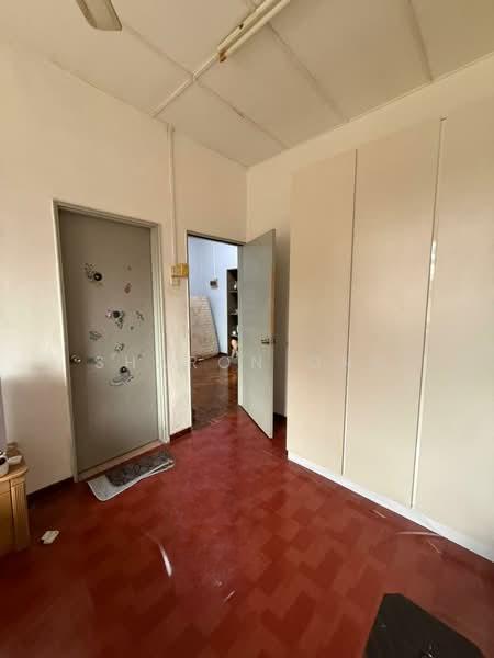 Taman Puteri Wangsa - 5