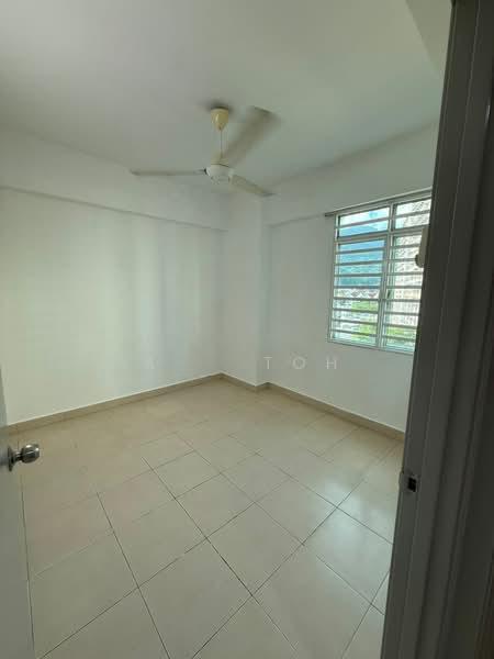 Ixora Heights Apartment - 4