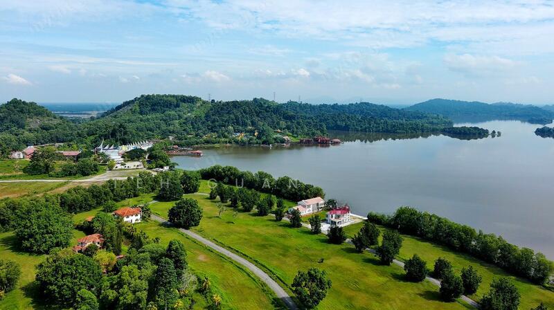 9934sf Bunglow Lot | Lake side | Bukit Merah Laketown Resort | Kerian | Perak 30.20psf - 1