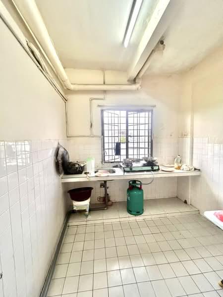 Kenari Court - 2