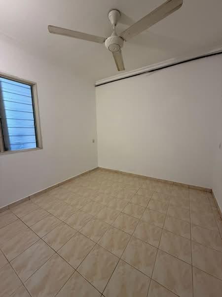 Permai Lake View Apartment - 3