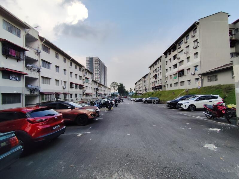 Putra Permai Block B - 4